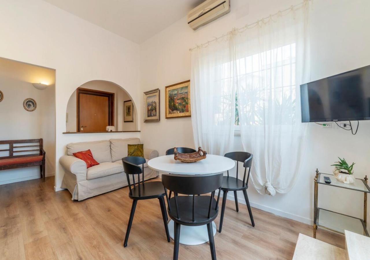 Elegant, With Private Terrace Next To The Vatican 罗马 外观 照片